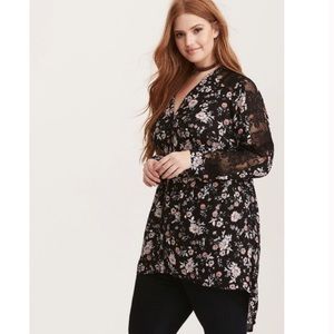 torrid floral print Hi-lo lace tunic size 2x women